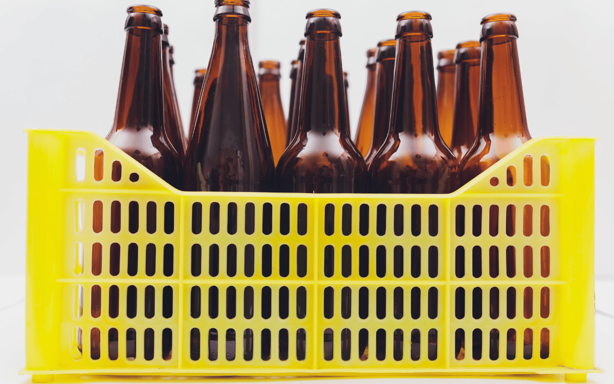 cajas de cerveza preparadas para hostelería en Castellar del Vallès