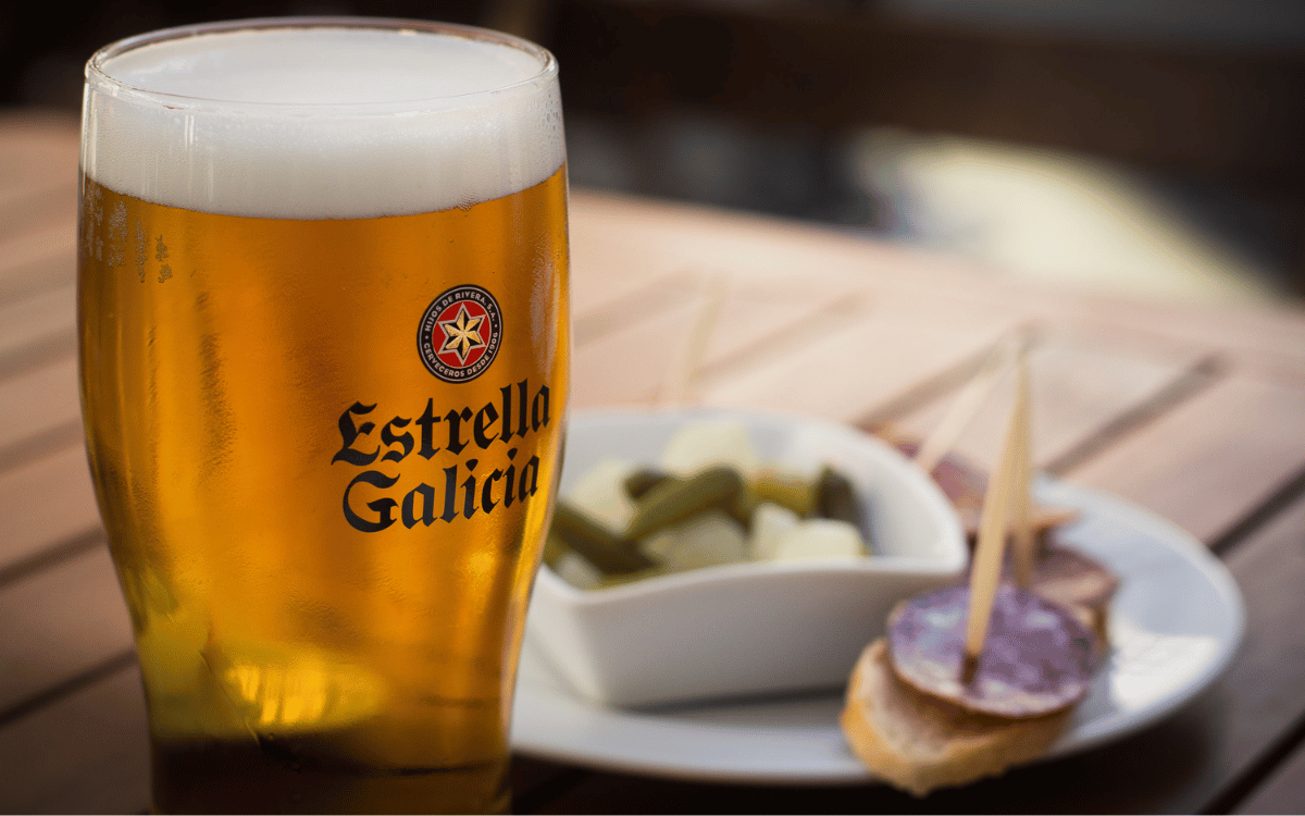 servicio de hostelería con Estrella Galicia en Barcelona y alrededores